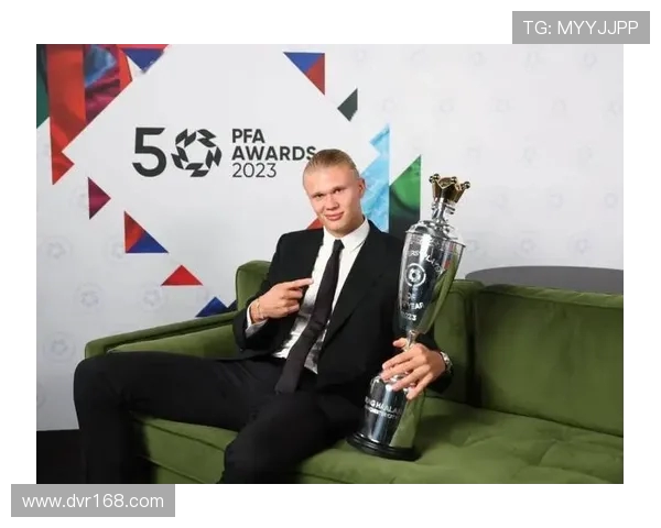 世界足球先生11人候选名单出炉：巴黎4巨星+巴萨3人！哈兰德无缘